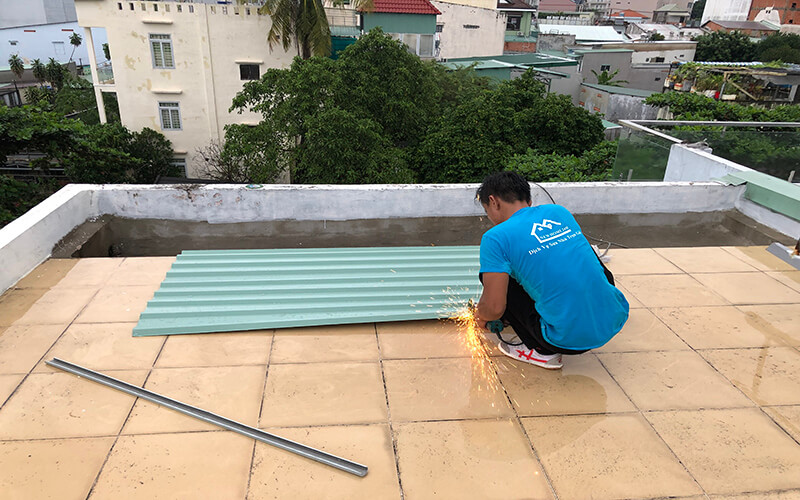 giá làm mái tôn trọn gói tại tphcm